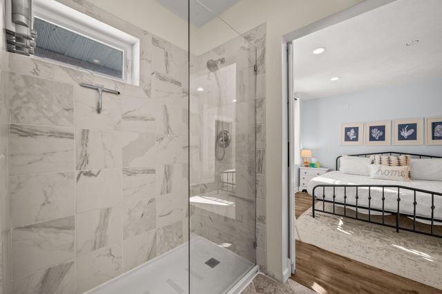 624 Erie Street, South Haven City, MI 49090