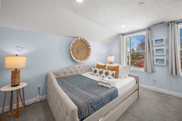 624 Erie Street, South Haven City, MI 49090