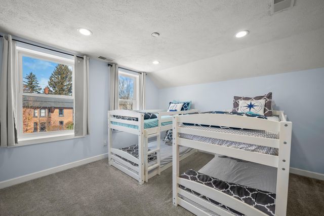 624 Erie Street, South Haven City, MI 49090