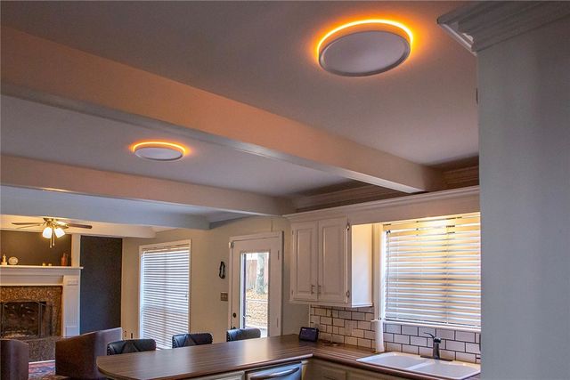 214 Canterbury Circle, Russellville, AR 72802