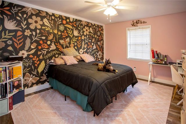 214 Canterbury Circle, Russellville, AR 72802