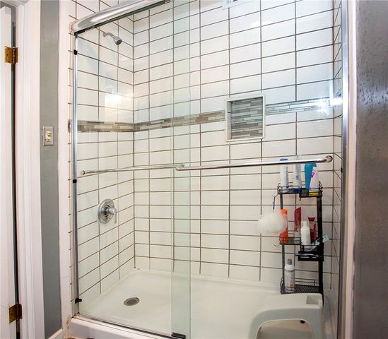 214 Canterbury Circle, Russellville, AR 72802