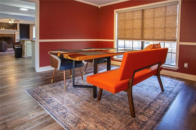 214 Canterbury Circle, Russellville, AR 72802