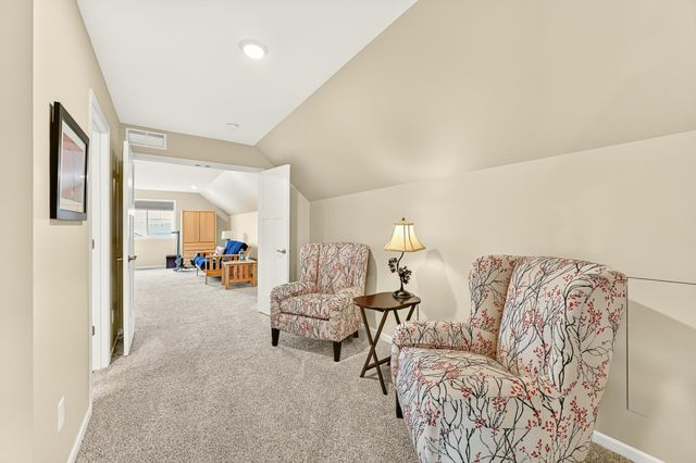 5692 Cornucopia Avenue NW, Rochester, MN 55901