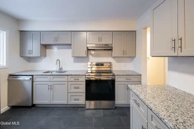 269 3rd Avenue, Rensselaer, NY 12144