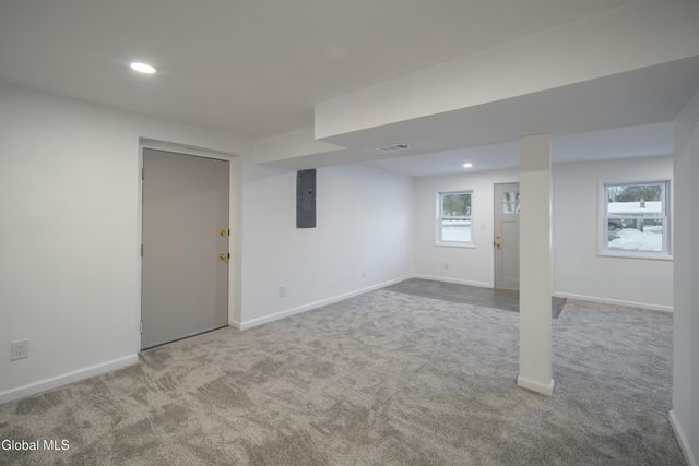 269 3rd Avenue, Rensselaer, NY 12144