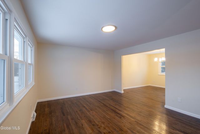 269 3rd Avenue, Rensselaer, NY 12144