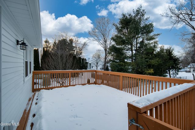 269 3rd Avenue, Rensselaer, NY 12144