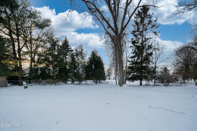 269 3rd Avenue, Rensselaer, NY 12144