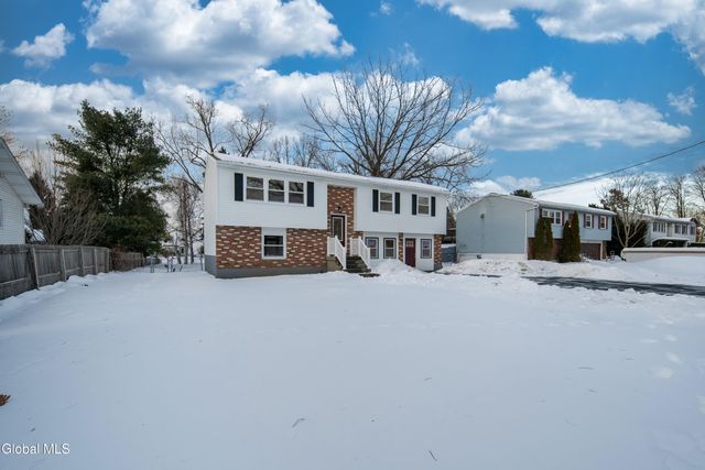 269 3rd Avenue, Rensselaer, NY 12144