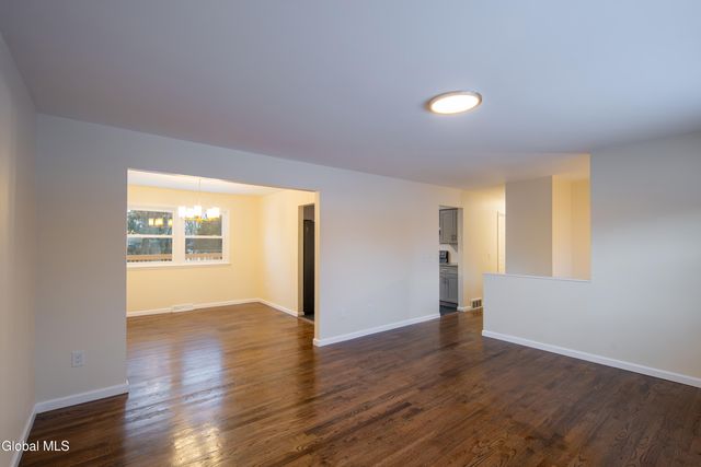 269 3rd Avenue, Rensselaer, NY 12144