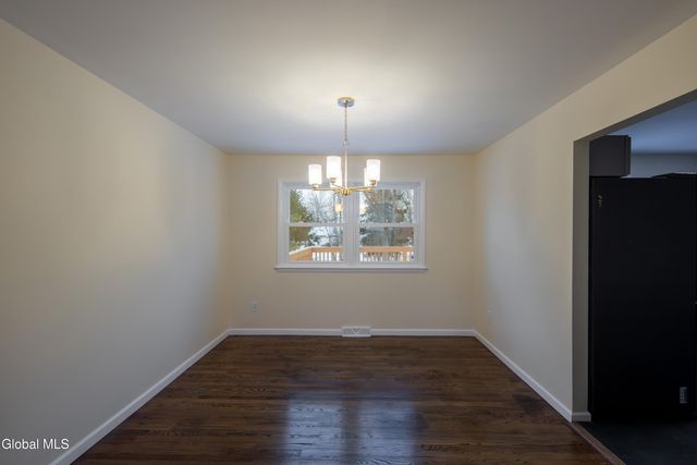 269 3rd Avenue, Rensselaer, NY 12144