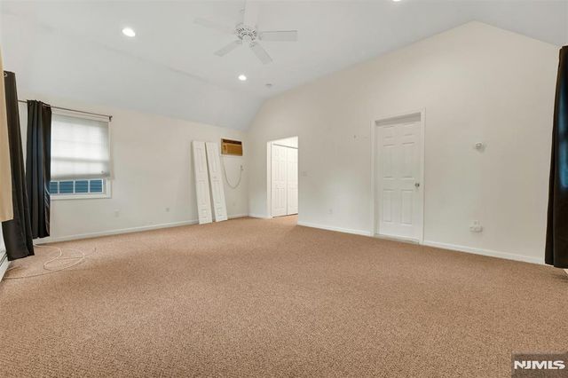 292 Edgewood Avenue, Teaneck, NJ 07666