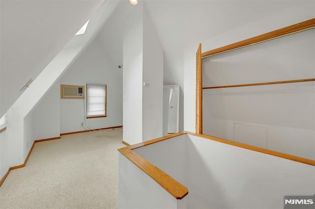 292 Edgewood Avenue, Teaneck, NJ 07666