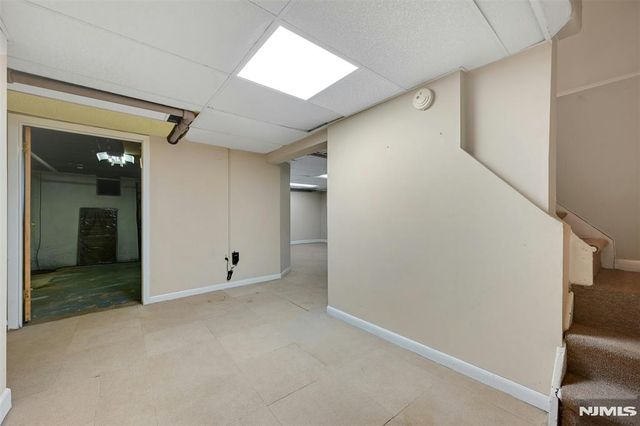 292 Edgewood Avenue, Teaneck, NJ 07666