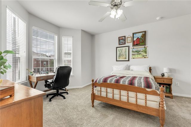 305 Holleman Drive E 1702, College Station, TX 77840