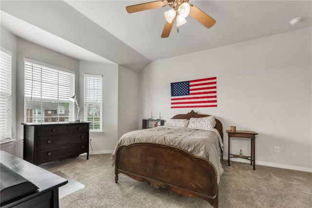 305 Holleman Drive E 1702, College Station, TX 77840
