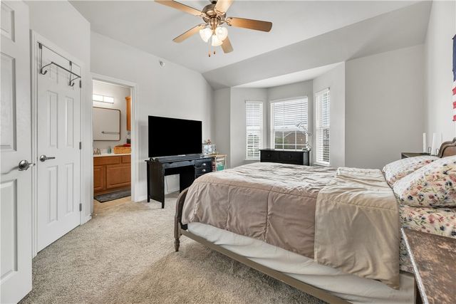 305 Holleman Drive E 1702, College Station, TX 77840