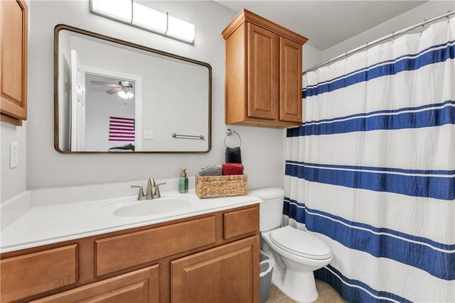 305 Holleman Drive E 1702, College Station, TX 77840