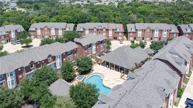 305 Holleman Drive E 1702, College Station, TX 77840