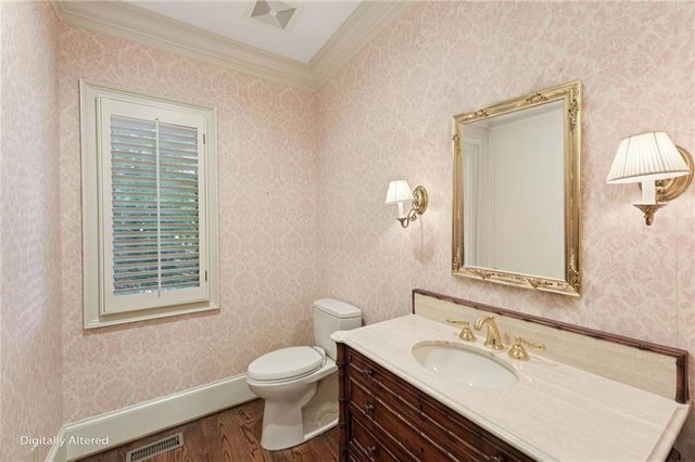9415 Huntcliff Trace, Sandy Springs, GA 30350