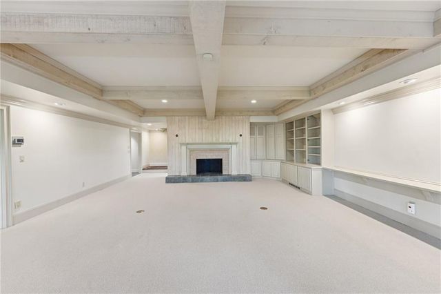 9415 Huntcliff Trace, Sandy Springs, GA 30350
