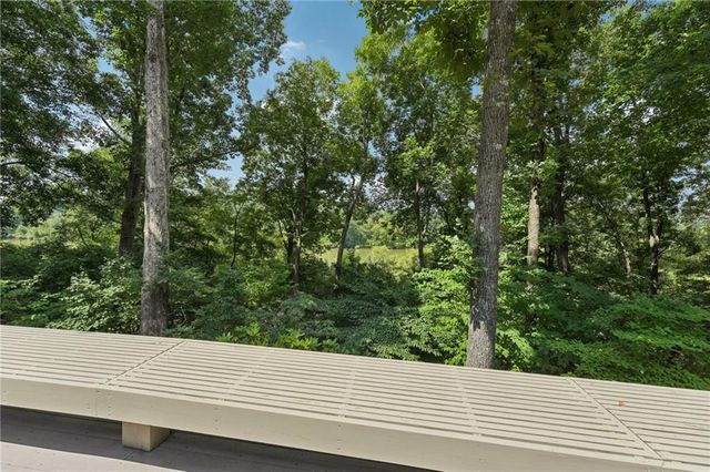 9415 Huntcliff Trace, Sandy Springs, GA 30350