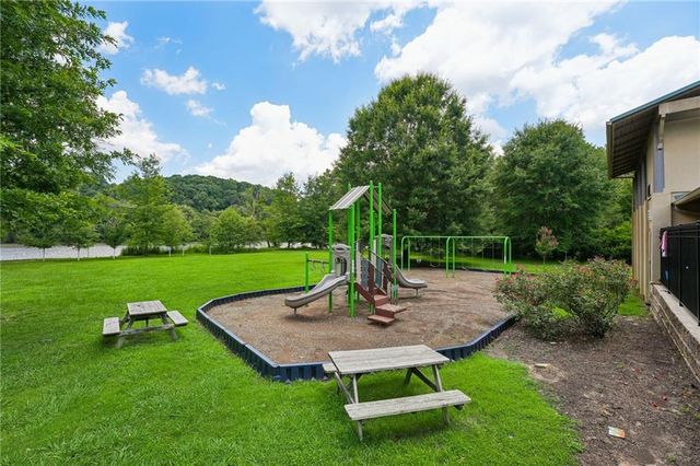 9415 Huntcliff Trace, Sandy Springs, GA 30350