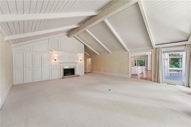 9415 Huntcliff Trace, Sandy Springs, GA 30350
