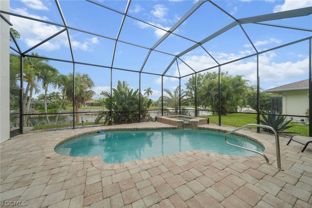 1426 SE 32nd ST, Cape Coral, FL 33904