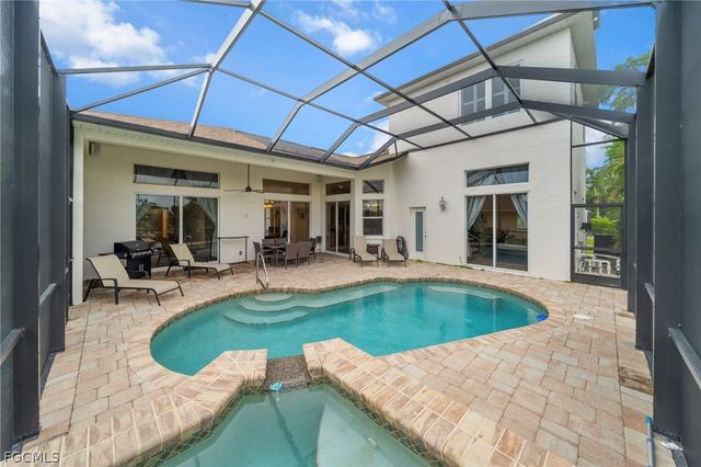 1426 SE 32nd ST, Cape Coral, FL 33904