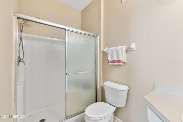 7801 POINT MEADOWS Drive 8406, Jacksonville, FL 32256