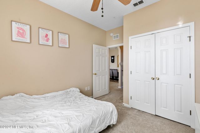 7801 POINT MEADOWS Drive 8406, Jacksonville, FL 32256