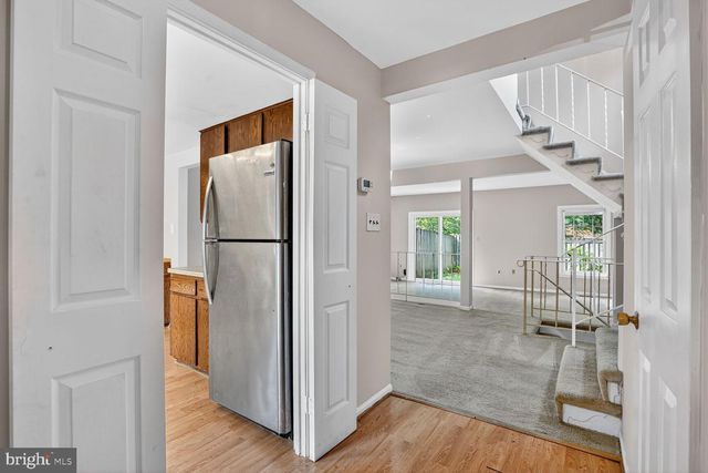 7937 BETHELEN WOODS LN, Springfield, VA 22153