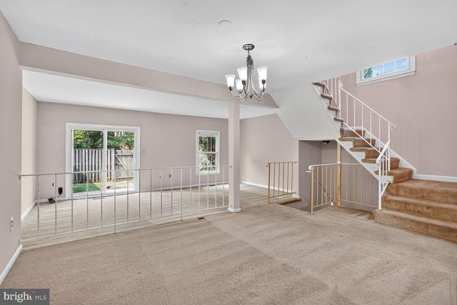 7937 BETHELEN WOODS LN, Springfield, VA 22153