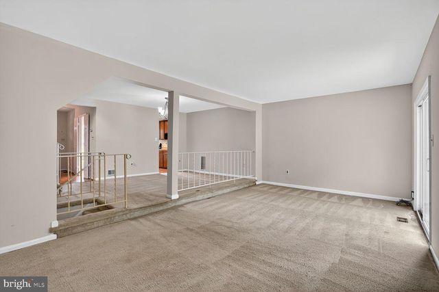 7937 BETHELEN WOODS LN, Springfield, VA 22153