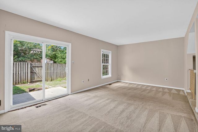 7937 BETHELEN WOODS LN, Springfield, VA 22153