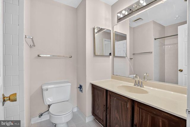 7937 BETHELEN WOODS LN, Springfield, VA 22153