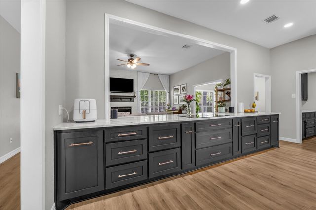 3229 Village Park Drive, Waco, TX 76708