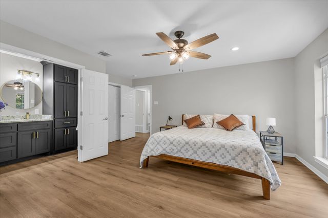 3229 Village Park Drive, Waco, TX 76708