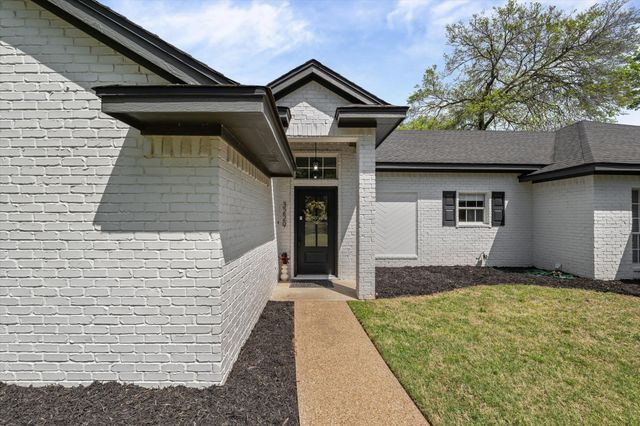 3229 Village Park Drive, Waco, TX 76708