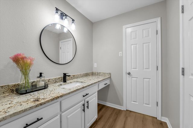 3229 Village Park Drive, Waco, TX 76708