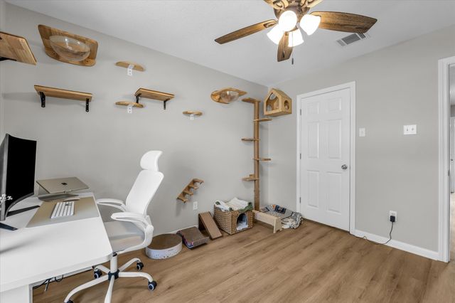 3229 Village Park Drive, Waco, TX 76708