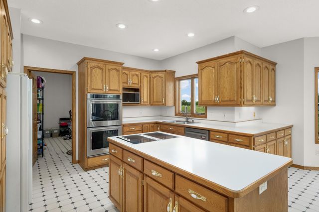 17672 County Road 14 NW, Big Lake, MN 55309