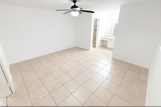 2503 Ironclad Drive, League City, TX 77573