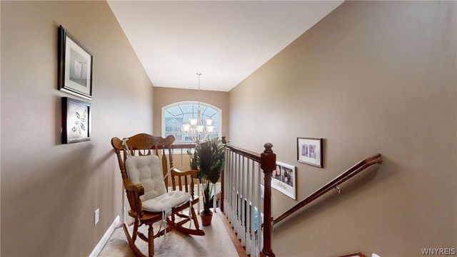 10 Muirfield Lane, Lancaster, NY 14086