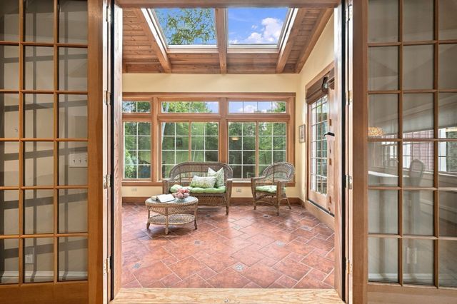 39 High Street, Topsfield, MA 01983