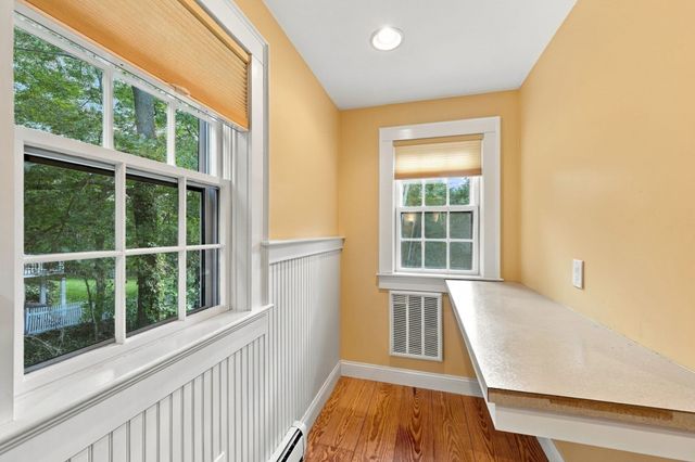 39 High Street, Topsfield, MA 01983