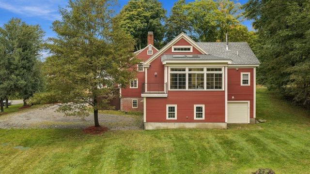39 High Street, Topsfield, MA 01983