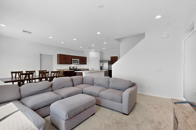108 Hue Street SW, Rio Rancho, NM 87124